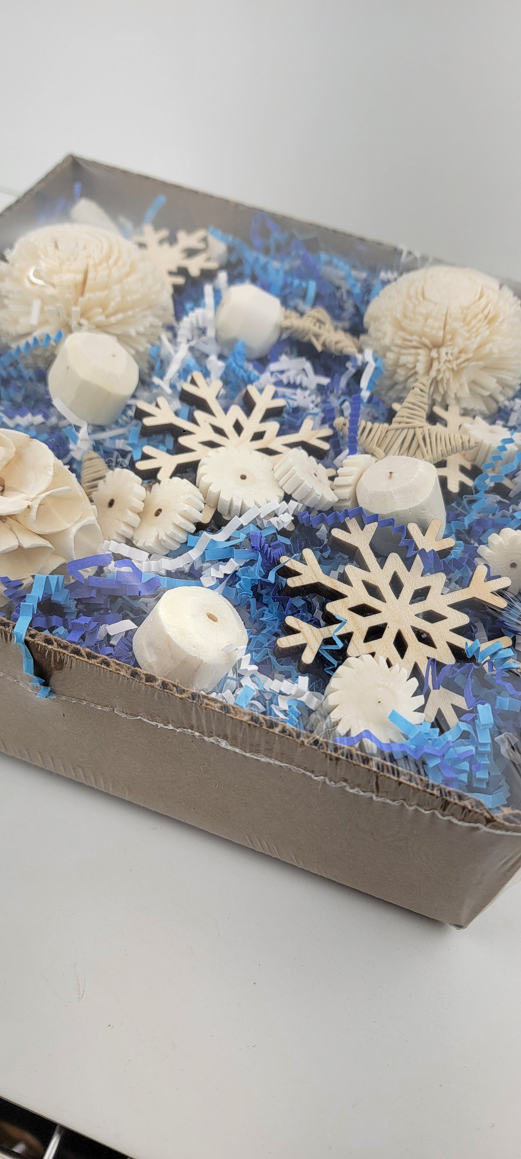 Winter Edition Foraging Flat - "Winter Wonderland"