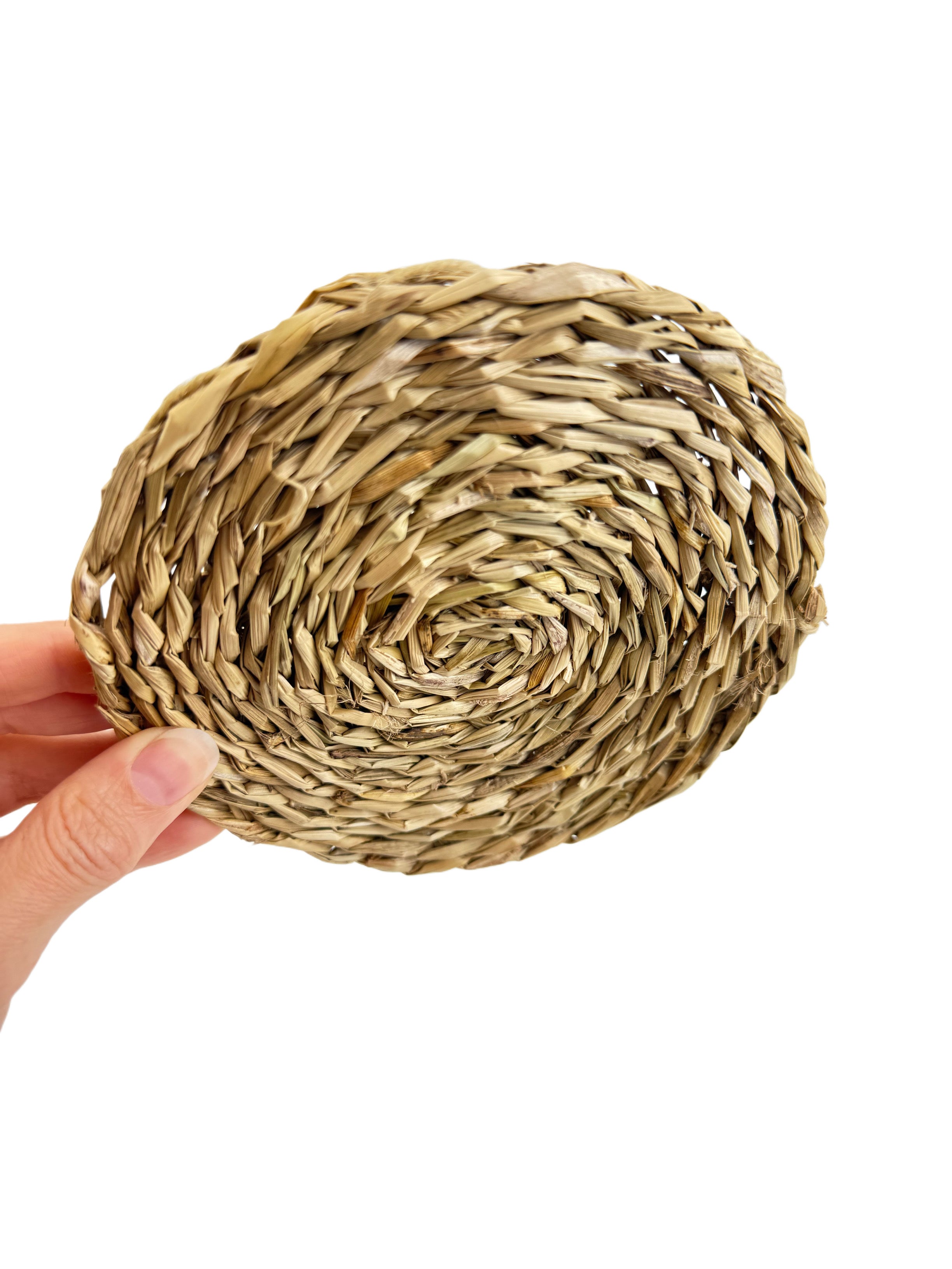 6" Round Woven Grass Mat