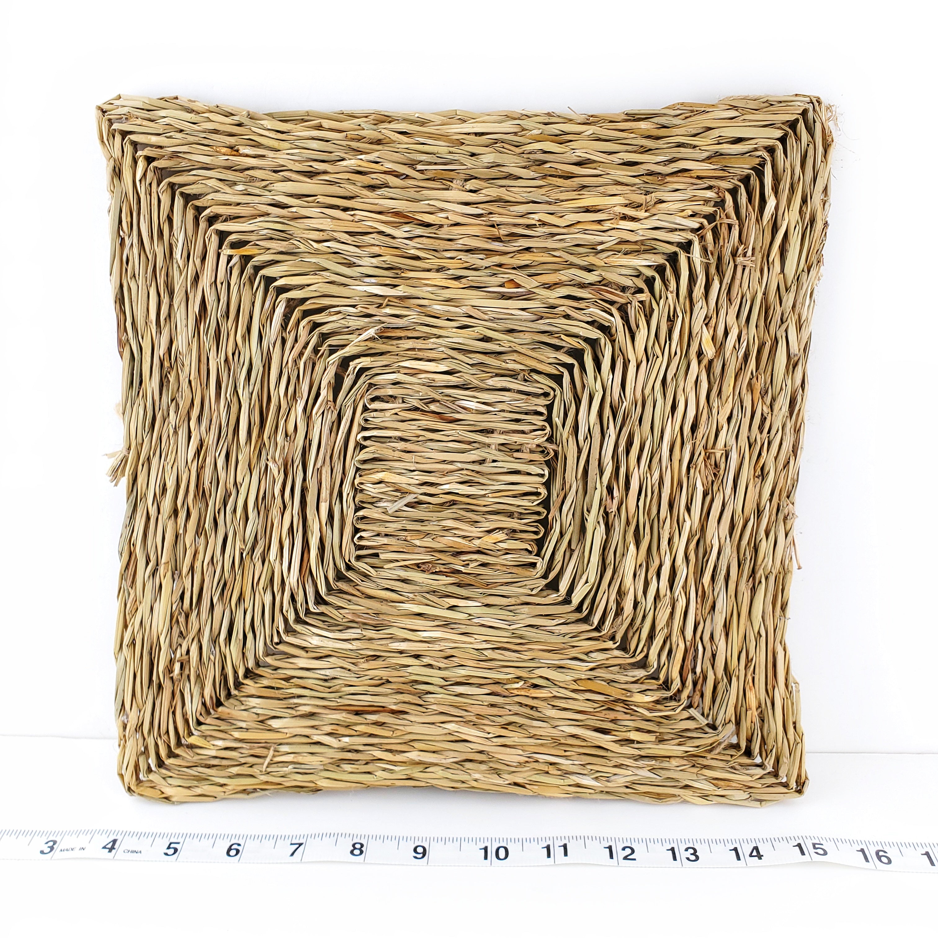 12" Woven Grass Mat