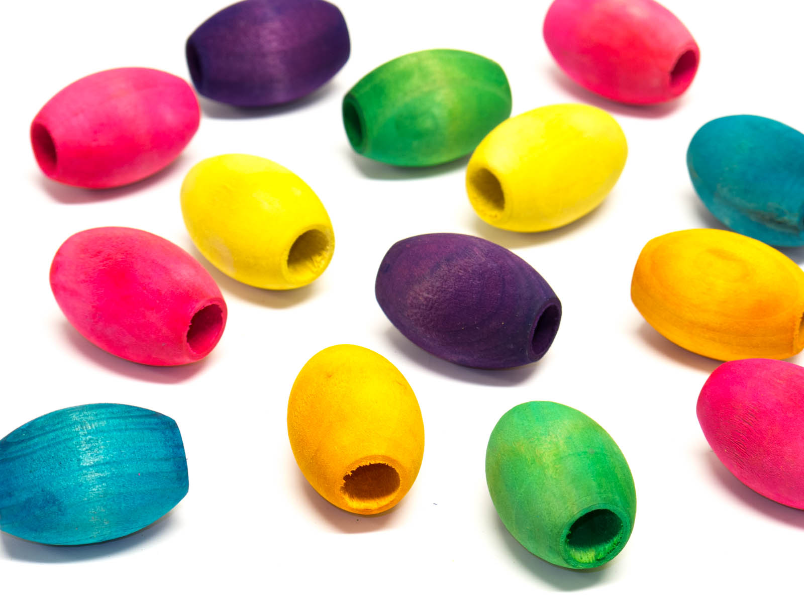 1-1/4" Oval Wood Beads - 25 Pack
